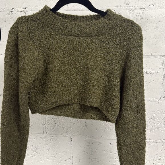 Wild Fable Textured Olive Knit Top Cropped Long Sleeve Sweater - Size XS - NWOT - Picture 2 of 3